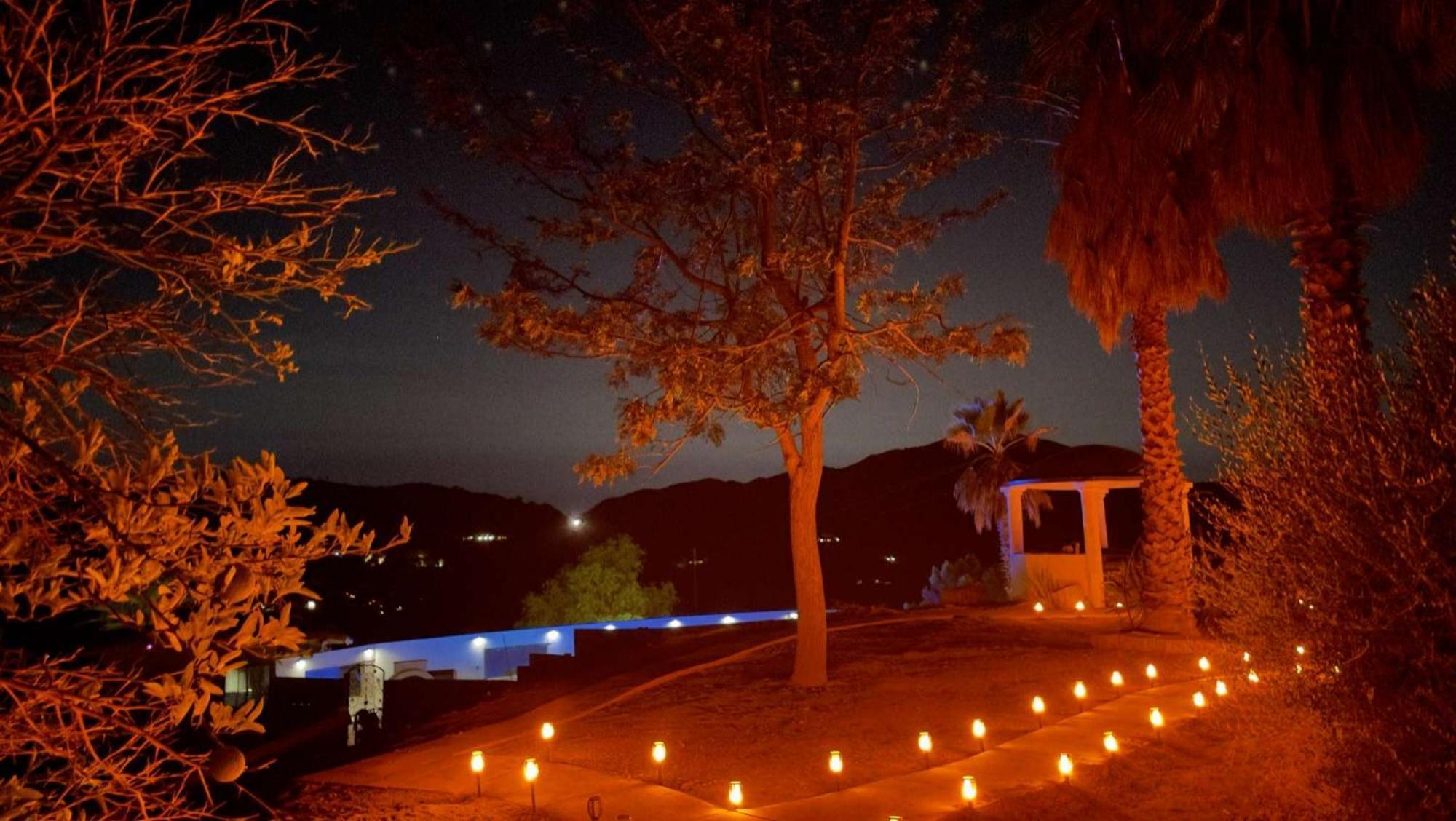 Private Home On 10 Acres - Heated Salt Pool & Jacuzzi, Mountain & City Views, Horseshoes, Basketball, Bbq, Golf Putting, Foosball, Croquet, Bose Stereo, White Cotton Bedding - Hilltop Hacienda, Pool Heat Optional Jamul Luaran gambar