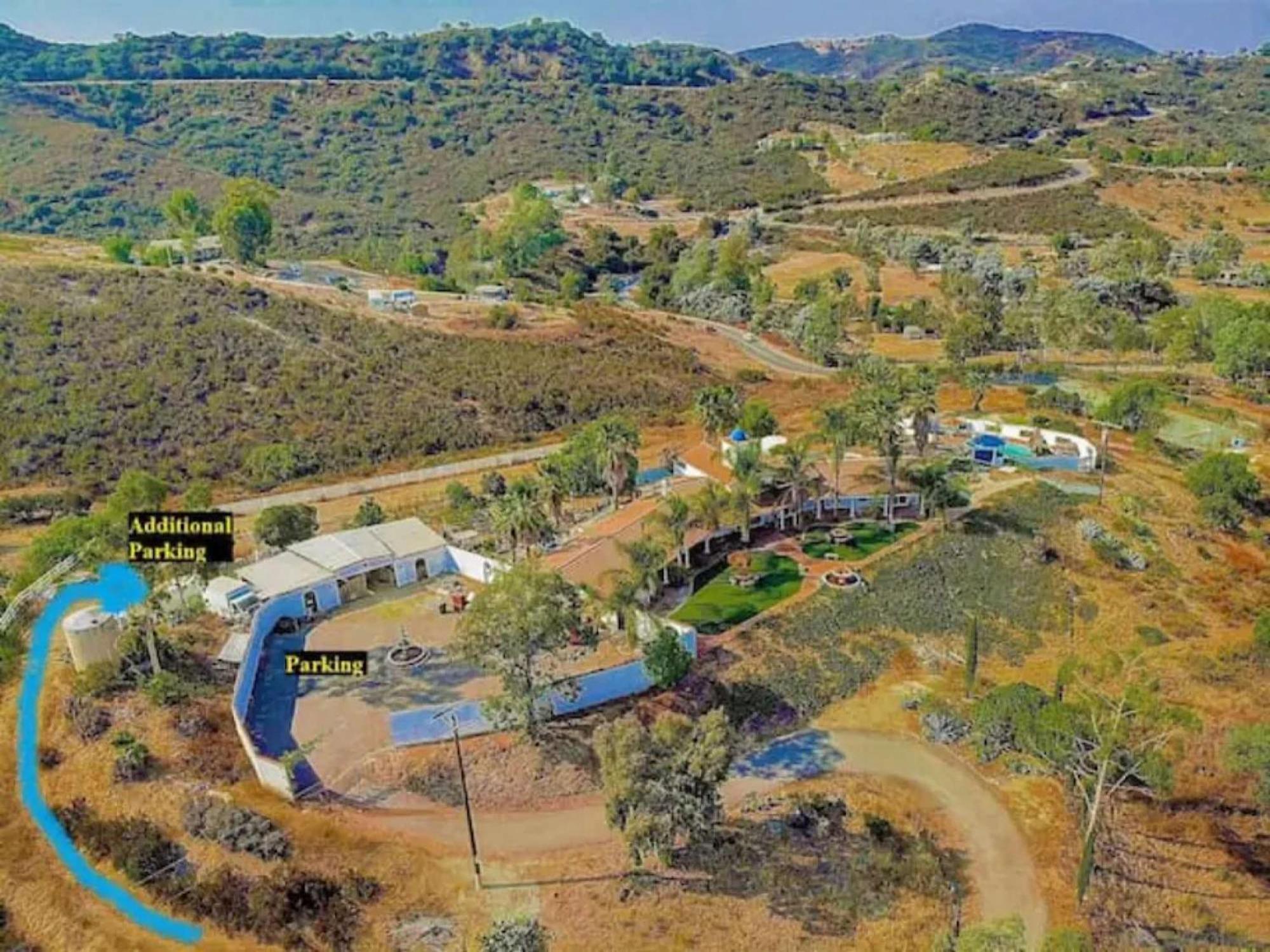 Private Home On 10 Acres - Heated Salt Pool & Jacuzzi, Mountain & City Views, Horseshoes, Basketball, Bbq, Golf Putting, Foosball, Croquet, Bose Stereo, White Cotton Bedding - Hilltop Hacienda, Pool Heat Optional Jamul Luaran gambar