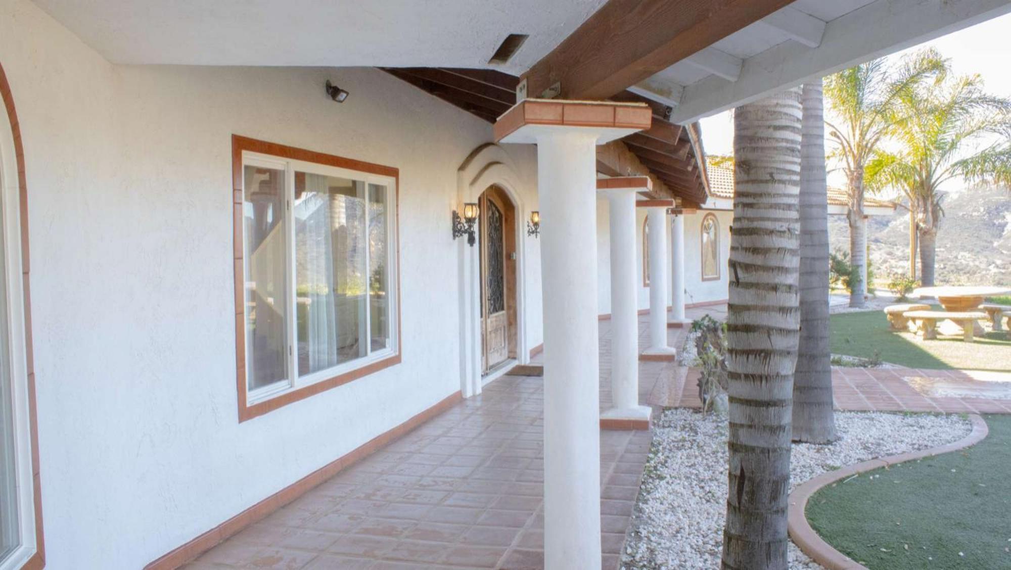Private Home On 10 Acres - Heated Salt Pool & Jacuzzi, Mountain & City Views, Horseshoes, Basketball, Bbq, Golf Putting, Foosball, Croquet, Bose Stereo, White Cotton Bedding - Hilltop Hacienda, Pool Heat Optional Jamul Luaran gambar