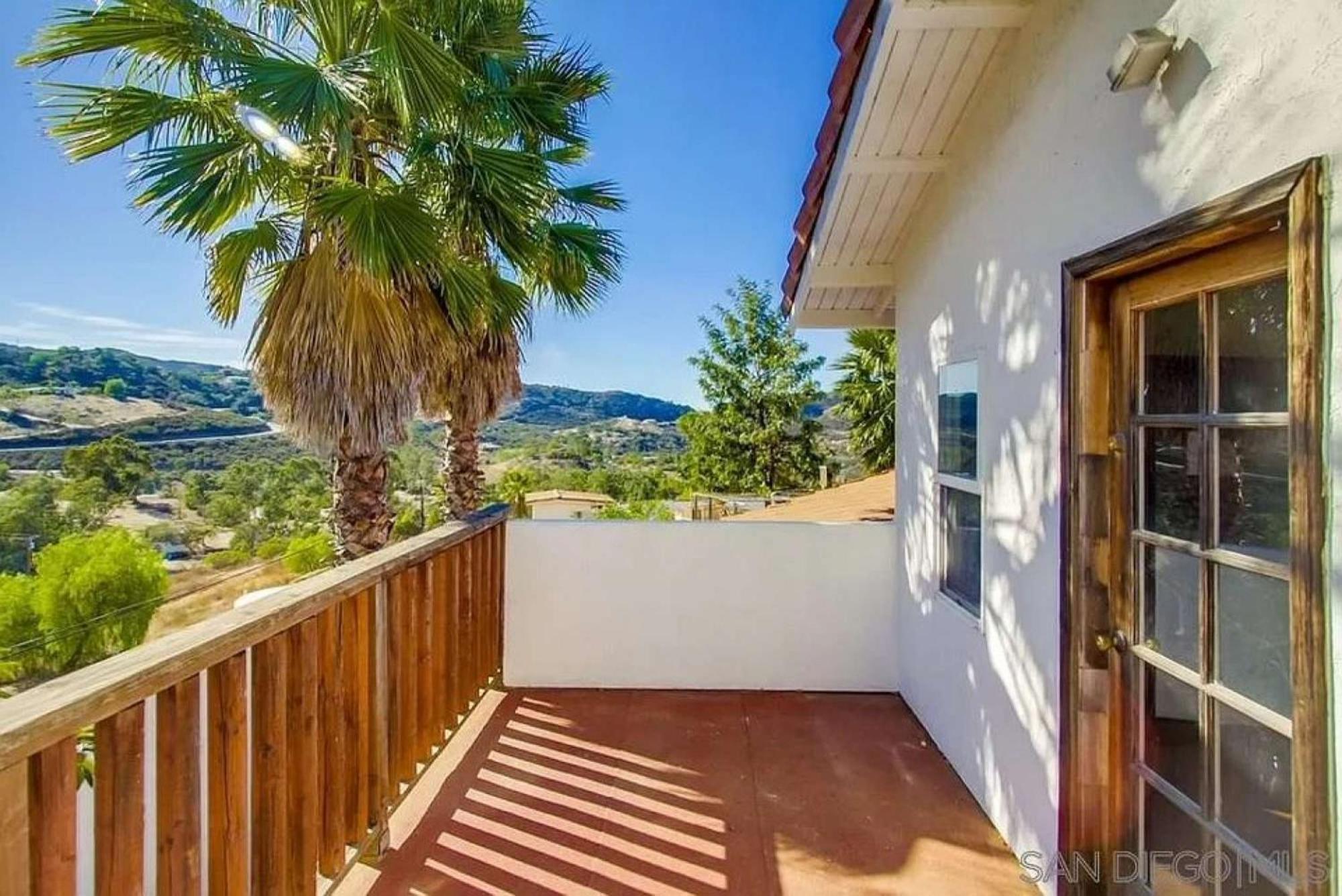 Private Home On 10 Acres - Heated Salt Pool & Jacuzzi, Mountain & City Views, Horseshoes, Basketball, Bbq, Golf Putting, Foosball, Croquet, Bose Stereo, White Cotton Bedding - Hilltop Hacienda, Pool Heat Optional Jamul Luaran gambar